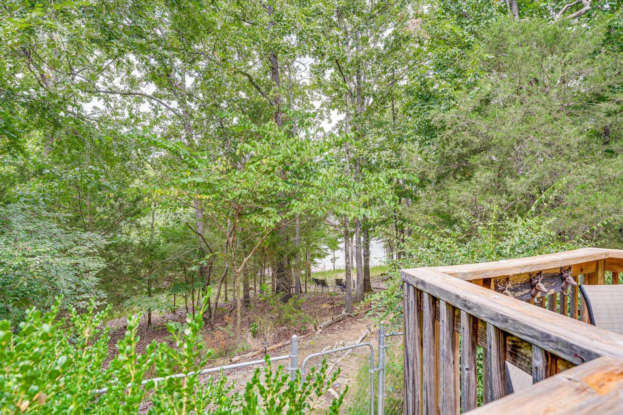 Cabin On Table Rock Lake With Hot Tub And Fire Pit! Villa Blue Eye Ngoại thất bức ảnh